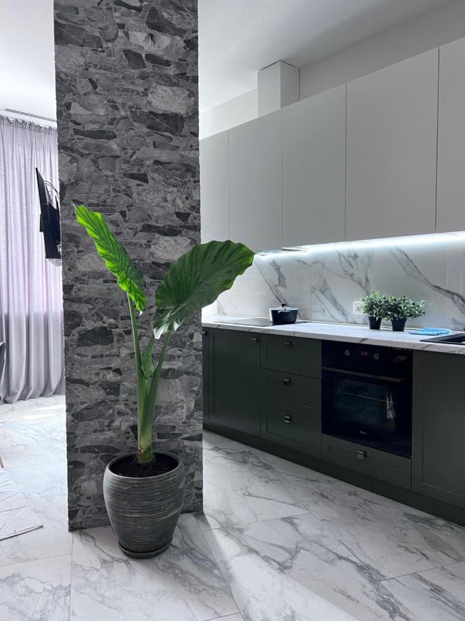 Apartment In Axis Towers, Tbilisi Business Center Exteriör bild